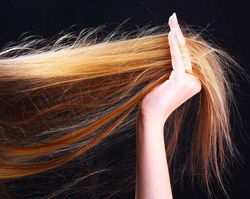 Soin Cheveux Abîmés: Comment Réparer et Prévenir les Dégâts